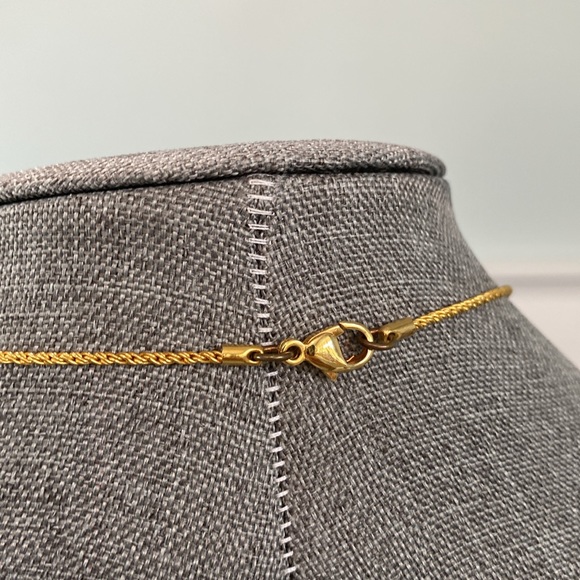 Vintage ‘Gold & Carnelian’ Costume Museum Necklace - Picture 4 of 5